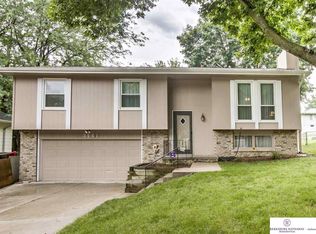 3141 S 159th St, Omaha, NE 68130