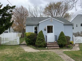 926 Longview Ave, Pasadena, MD 21122