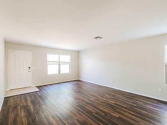 4th image of 11815 W Columbine Dr