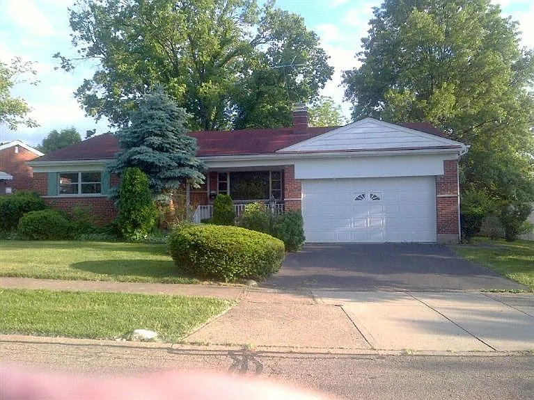 2703 Bonnie Dr photo 1