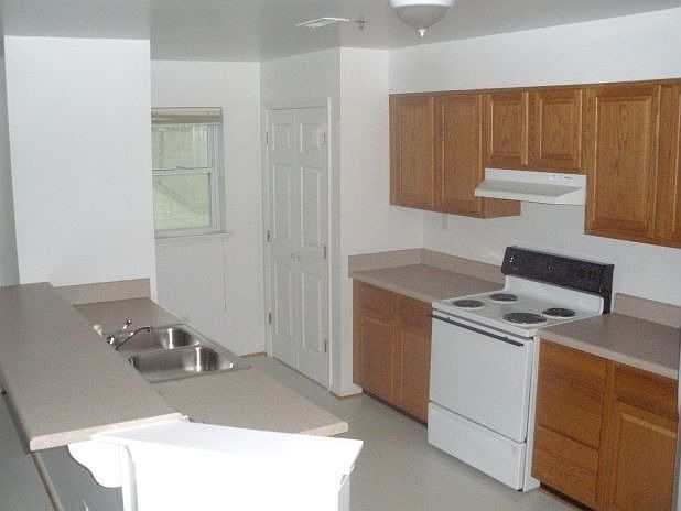 2nd image of 1603 Atlantic Ave