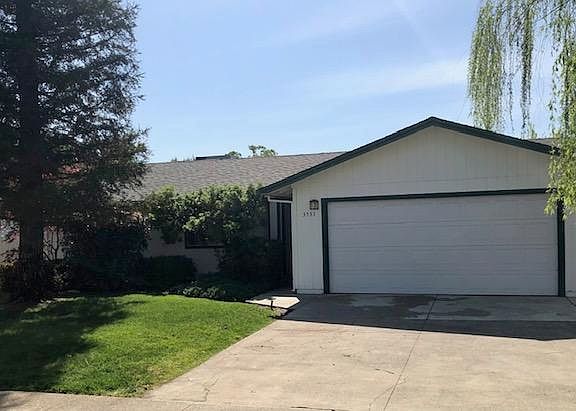 2nd image of 3533 Auburn Dr