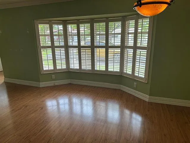 732 SE 11th Ave — Photo 12