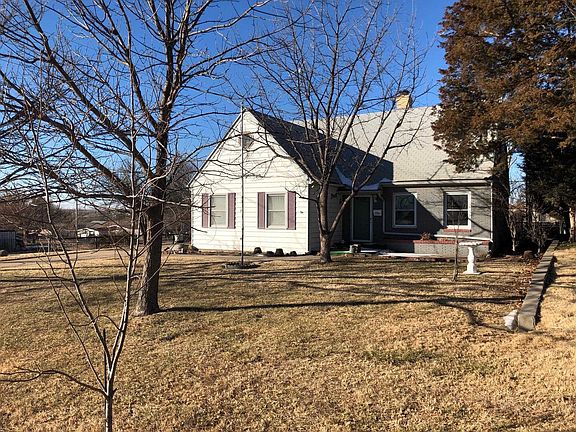 3rd image of 1801 Hart Ave