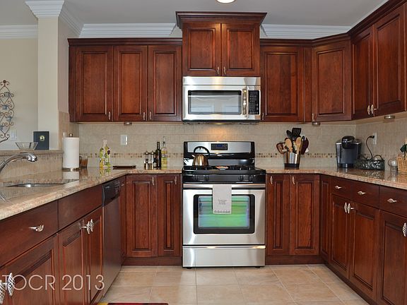 4th image of 3 Cross St Unit 316