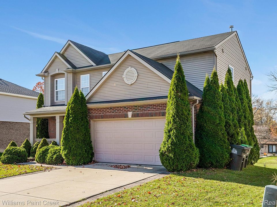 1st image of 10238 Island Lake Dr