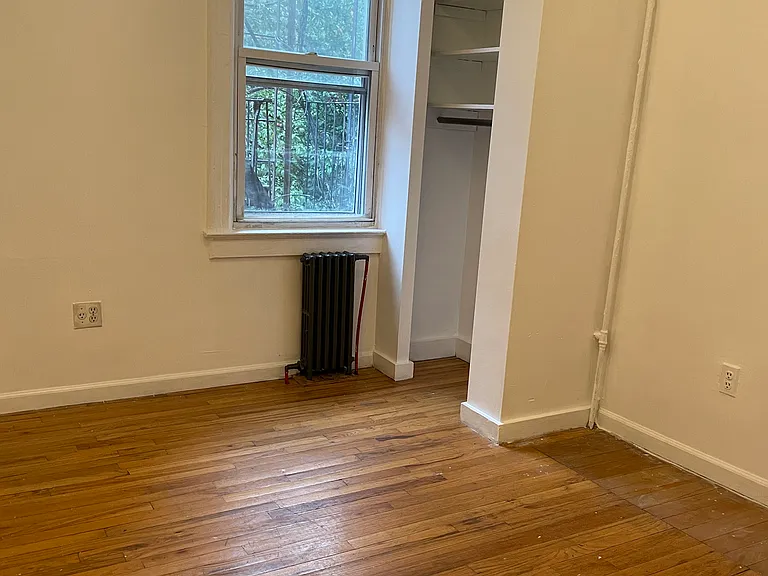 62 Ten Eyck St #2 — Photo 4