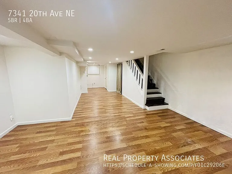 7341 20th Ave NE — Photo 42