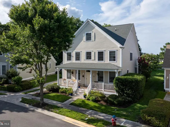 225 October Glory Ave, Ocean View, DE 19970