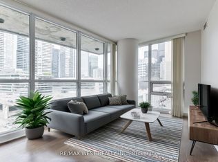 33 Bay St #903, Toronto, ON