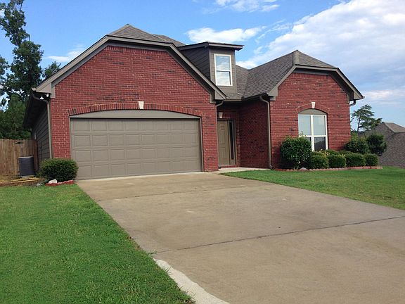 Double Garage with Remotes