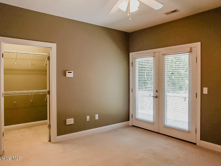38 Elk Ridge Ln — Photo 13