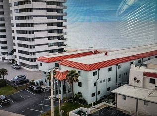 1404 N Atlantic Ave APT 30, Daytona Beach, FL 32118