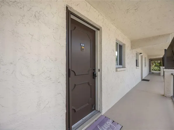 2220 Stickney Point Rd APT 528, Sarasota, FL 34231