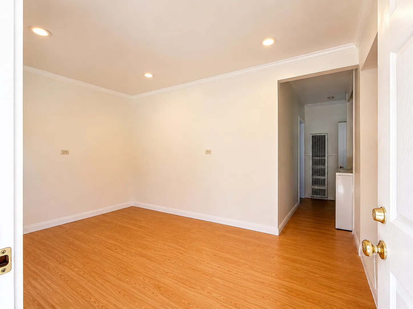 1 bed, $2,300 — Photo 4