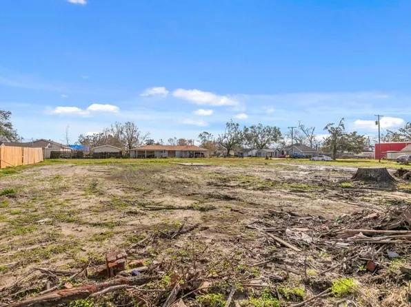 3523 Louisiana Ave, Lake Charles, LA 70607