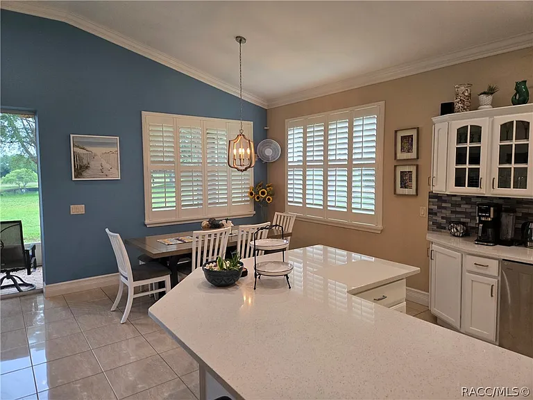 1257 W Skyview Crossing Dr — Photo 6