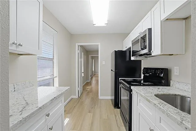 727 Anson St — Photo 11