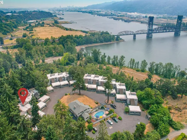 7577 N Edgewater St, Portland, OR 97203