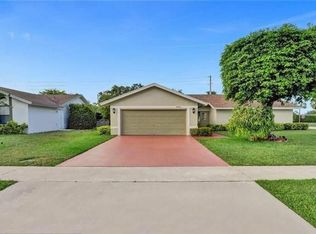 9689 Lancaster Pl, Boca Raton, FL 33434