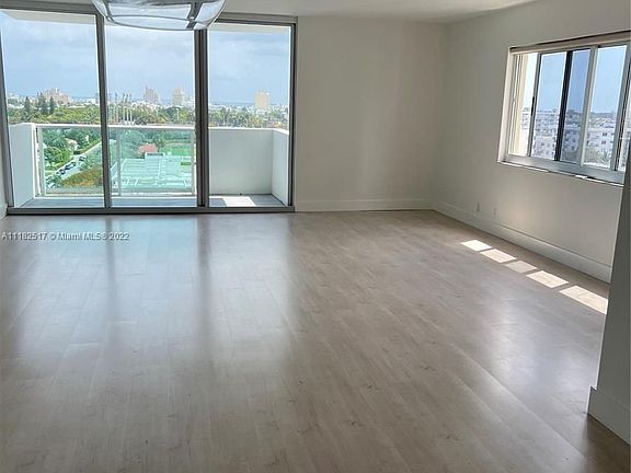 5th image of 1200 West Ave APT 907
