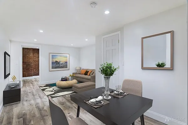 Rented by Anchor Associates | media 1