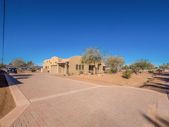 5th image of 12012 N Paradise Dr
