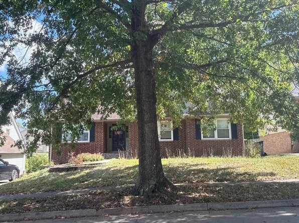 1208 Rockbridge Rd, Lexington, KY 40515