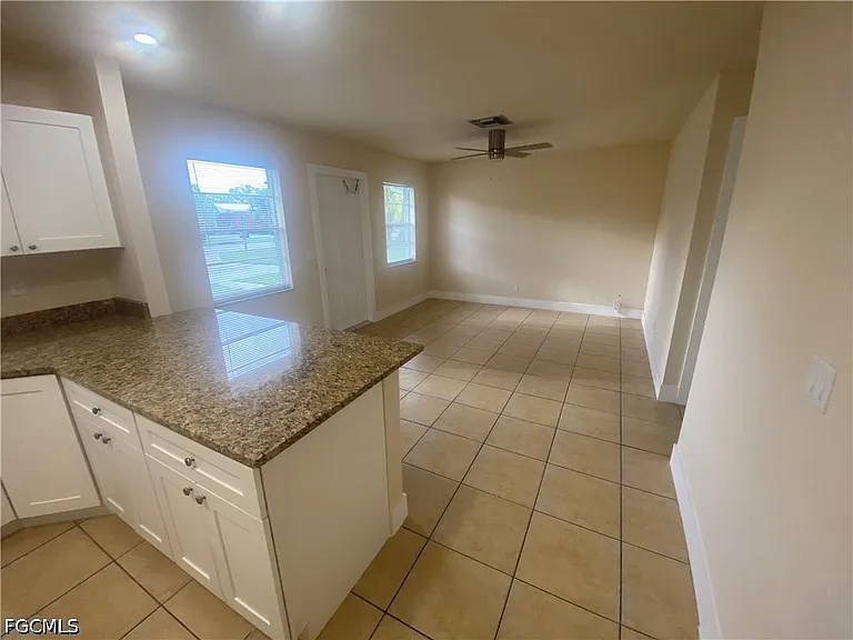 2217-2219 Violet Dr #2217 — Photo 6
