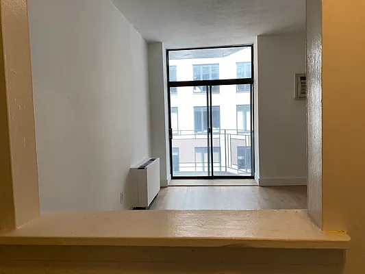 Rented by Mallory Management Corp | media 7