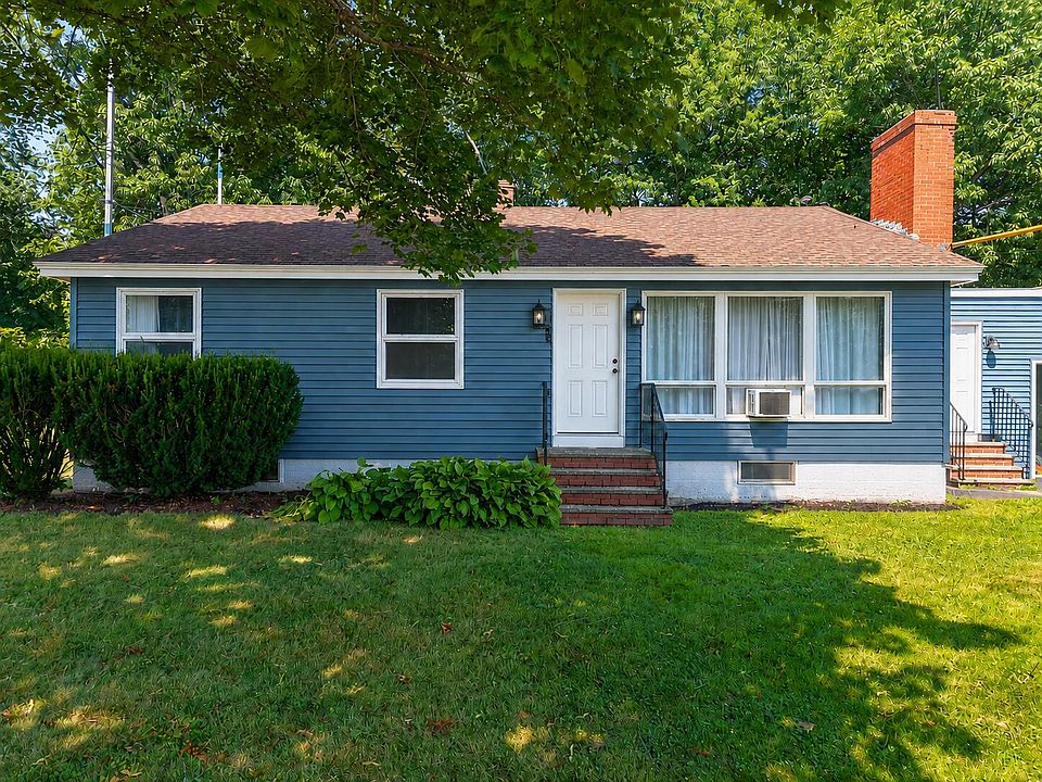 1st image of 176 Harvard Street