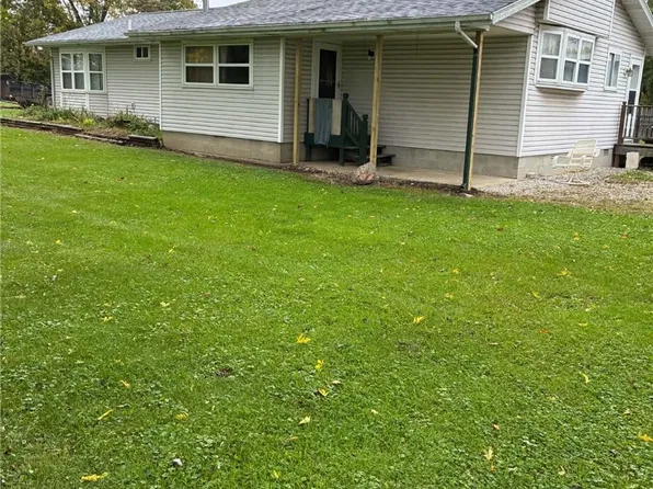 8625 Horseshoe Bend Rd, Ludlow Falls, OH 45339