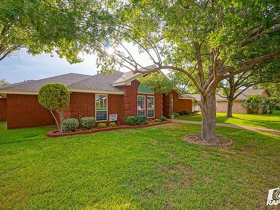 3rd image of 4708 Mimosa Ct