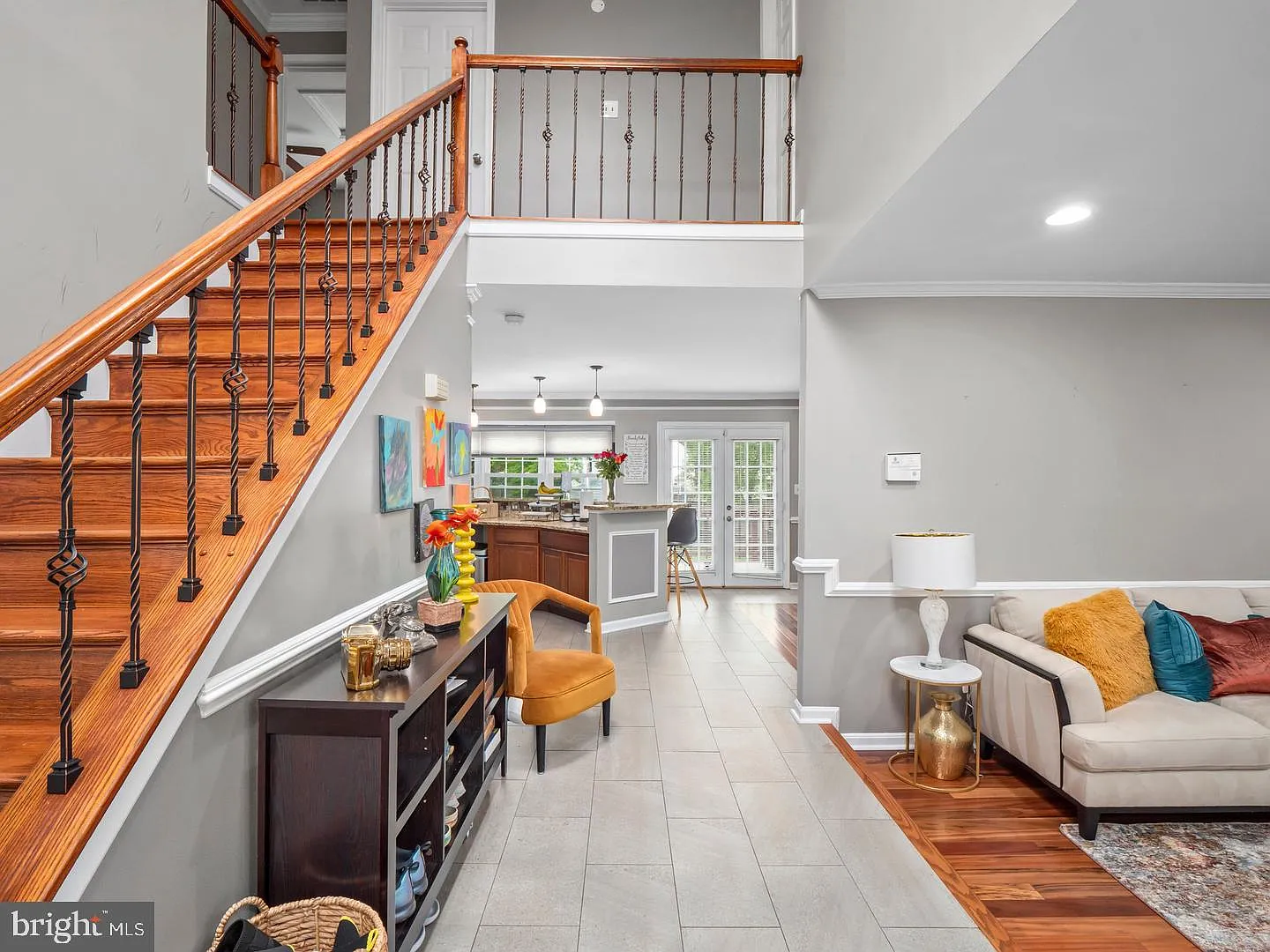 6 bed, 3.5 bath, 3200 sqft, $4,200 — Photo 4
