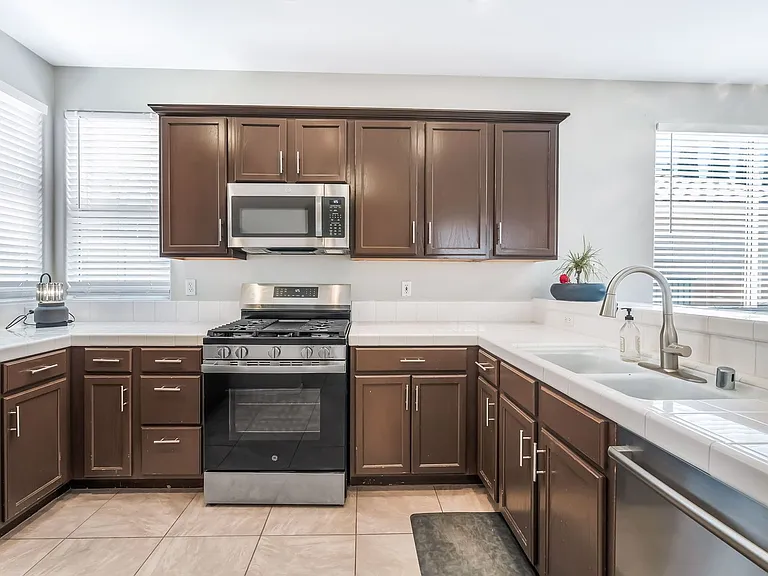 2691 Wind Spinner St — Photo 15