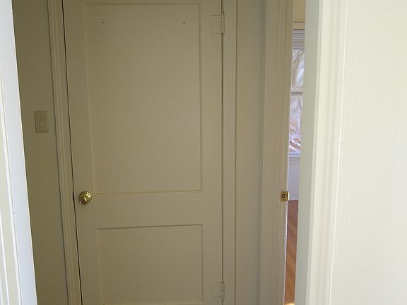 5th image of 1916 Brazos St APT A