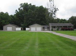 5695 Wayland Rd, Ravenna, OH 44266