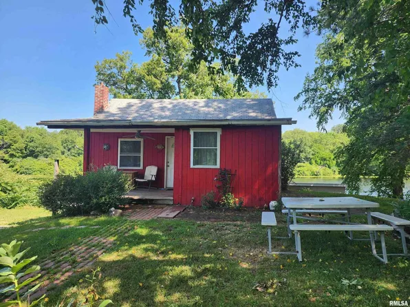 32 Crescent Lake, Alpha, IL 61413