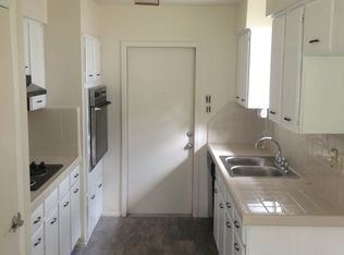 911 Reseda Dr, Houston, TX 77062