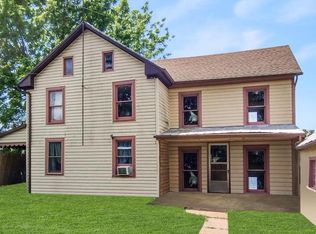 2200 Bon Ox Rd, New Oxford, PA 17350