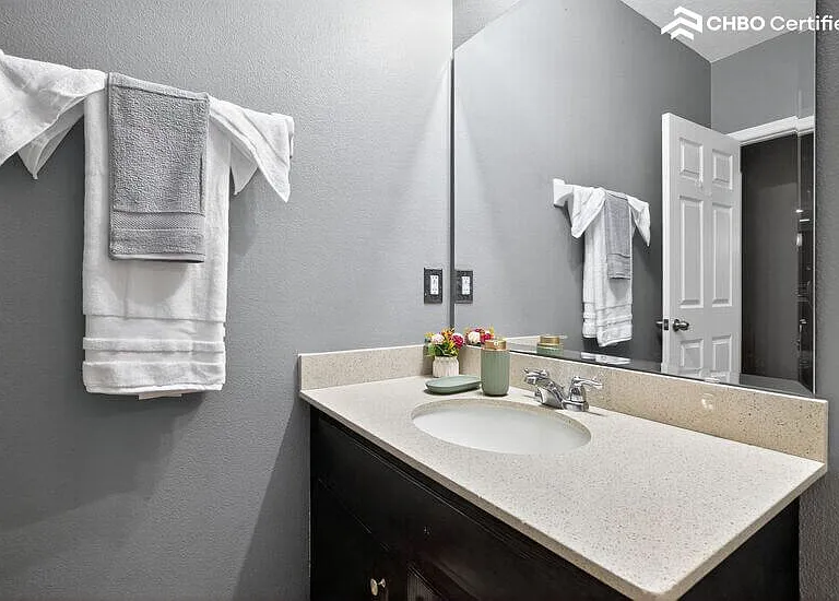 145 Malaga Ave — Photo 34