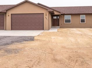 911 S Indian Bend Dr, Pueblo West, CO 81007