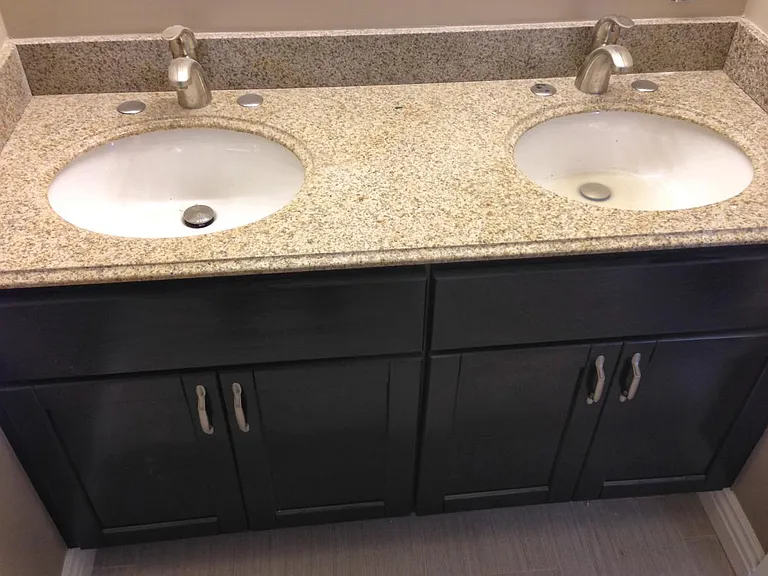 9024 Geyser Ave — Photo 12