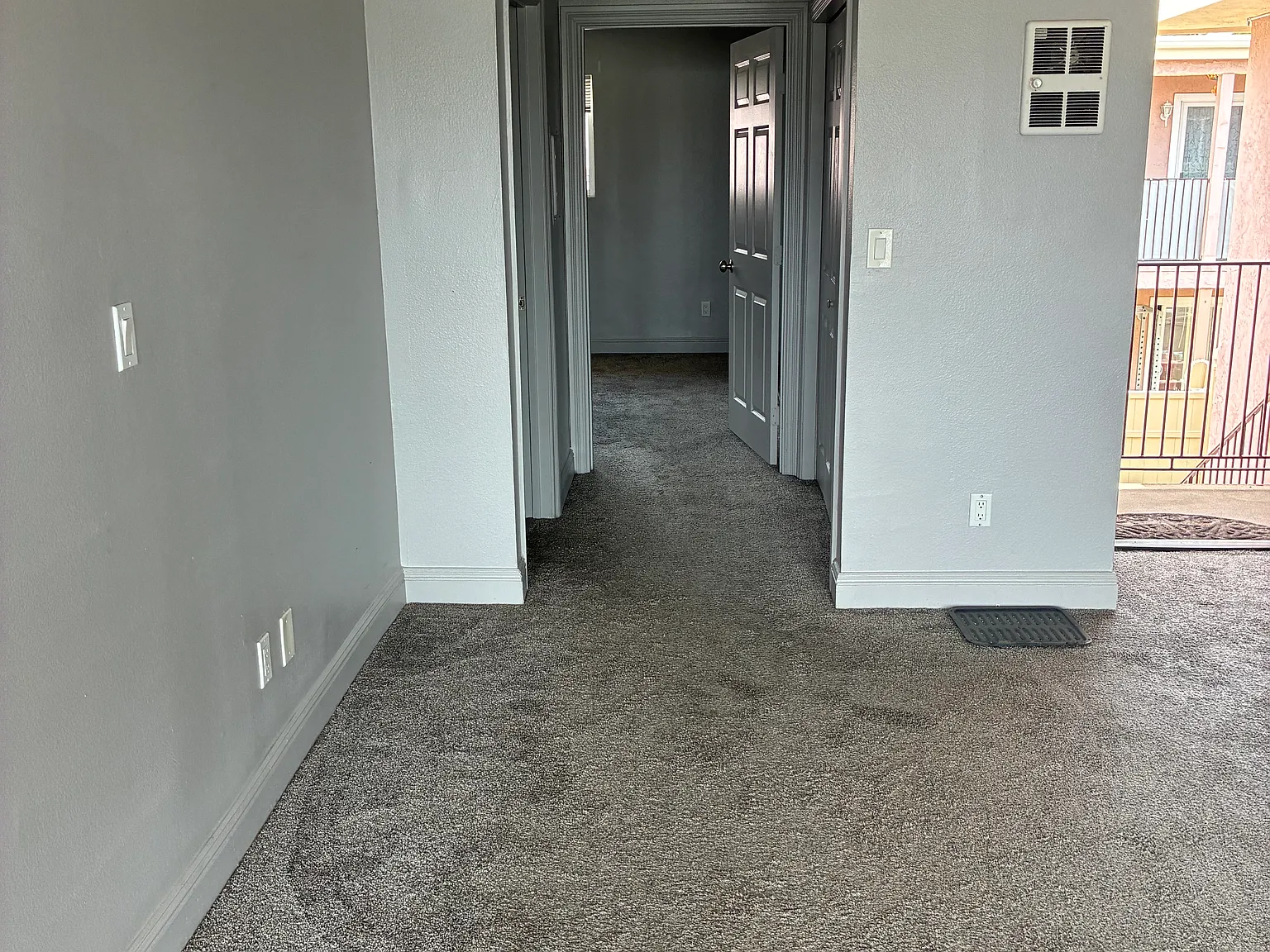 1 bed, 723 sqft, $1,950 — Photo 4