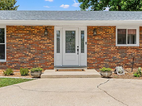 3rd image of 403 Westerfield Way