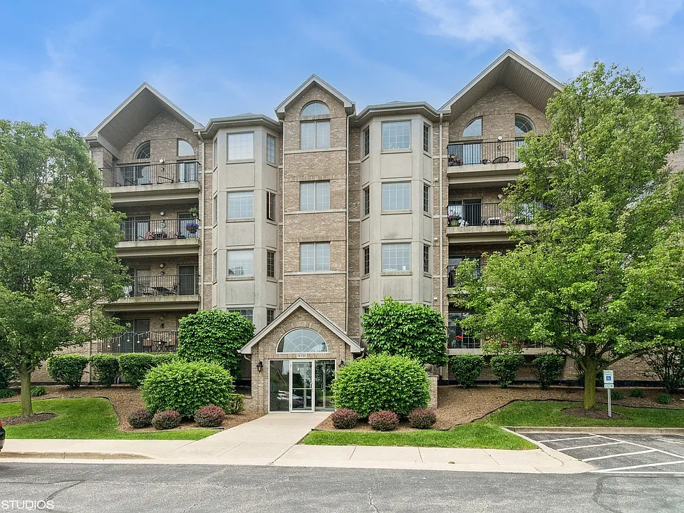 14130 Sheffield Dr #102