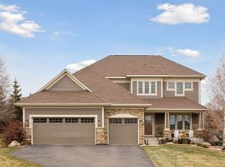 11484 Sand Castle Dr, Woodbury, MN 55129