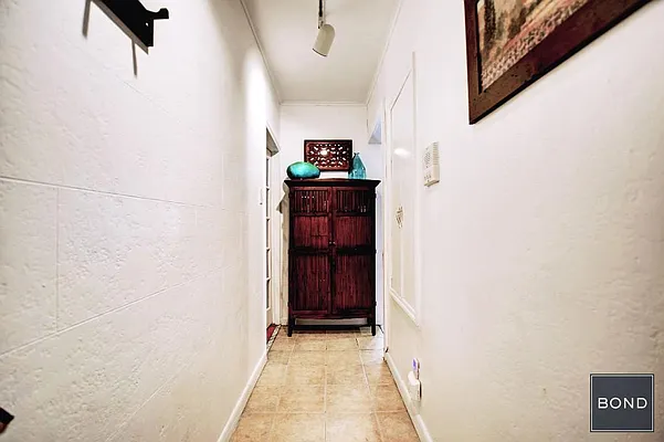 Rented by Bond New York | media 57