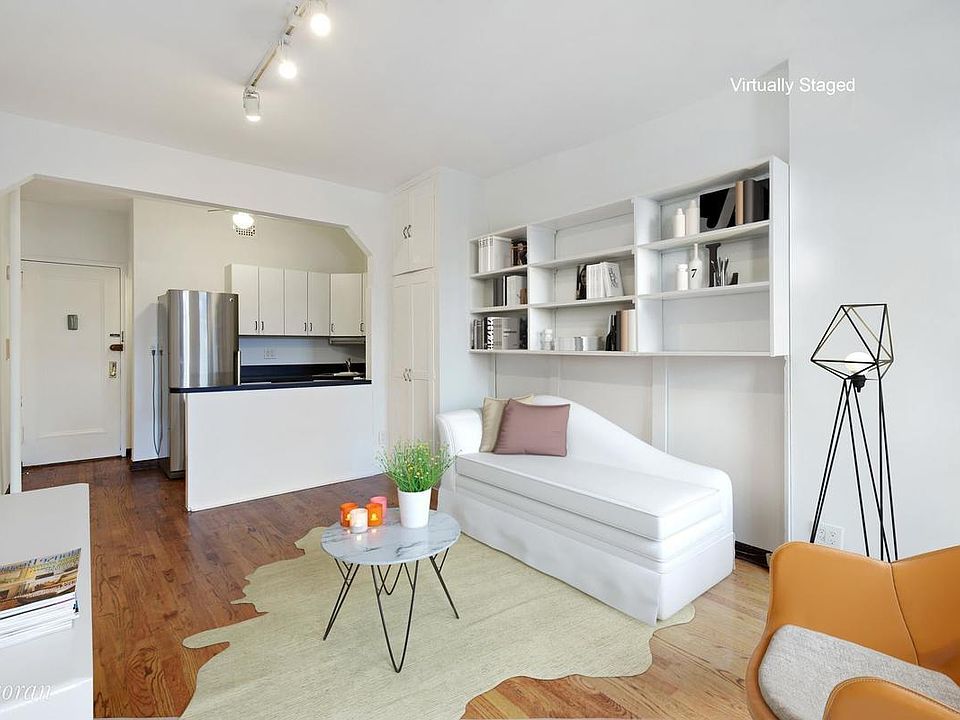 1st image of 20 Jane St APT 1B