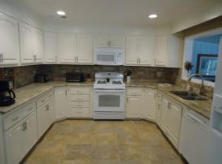 30 Mary Ln, Red Bluff, CA 96080